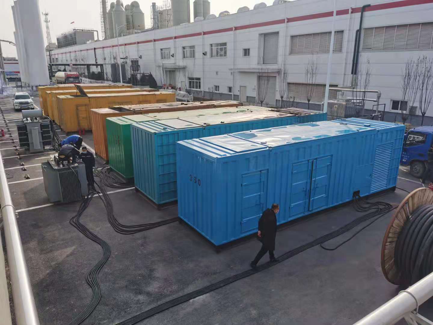 海口发电机出租-两相发电机与三相发电机有何区别?