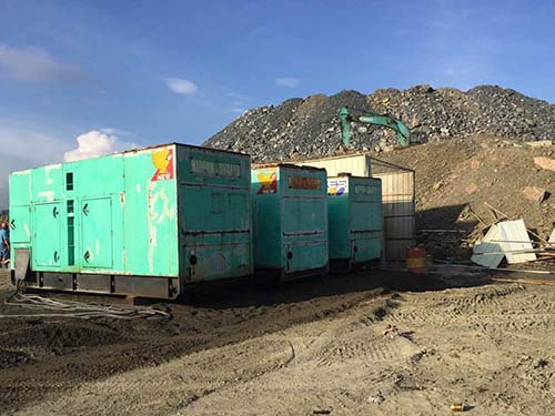 海口如何判断柴油发电机充电系统中的整流器是否正常？